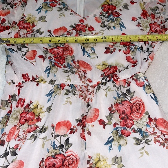 Disney Beauty and the Beast Women’s Romper Size Large - Picture 7 of 12